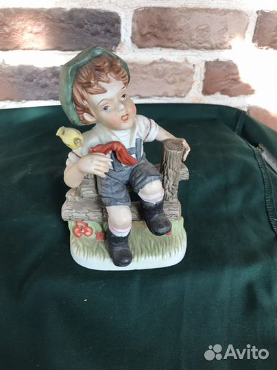 Статуэтка мальчика Германия