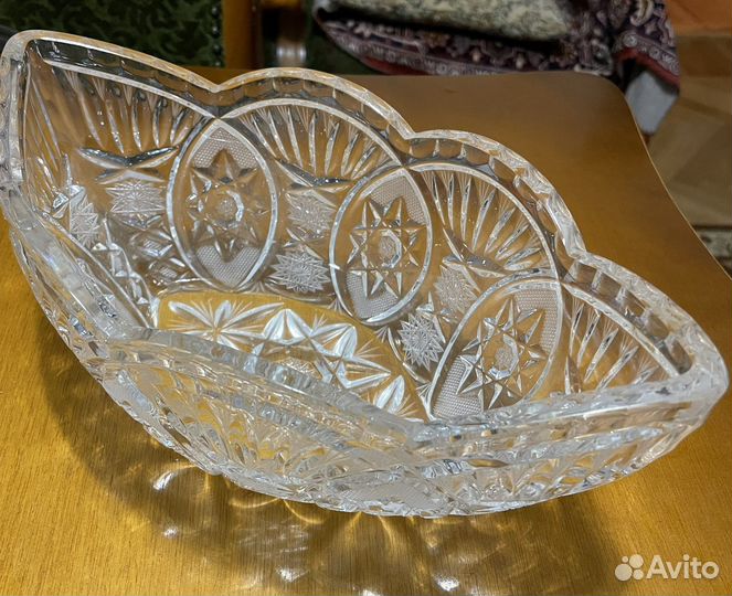 Хрустальная ваза для фруктов