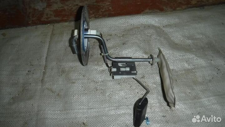 Датчик уровня топлива Hyundai Tucson (JM) 2004-20