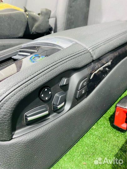 Сиденье заднее BMW 7 F01/F02 F02 2009