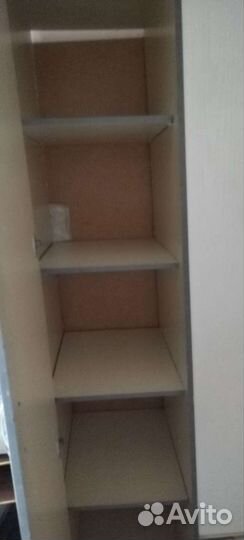 Шкаф