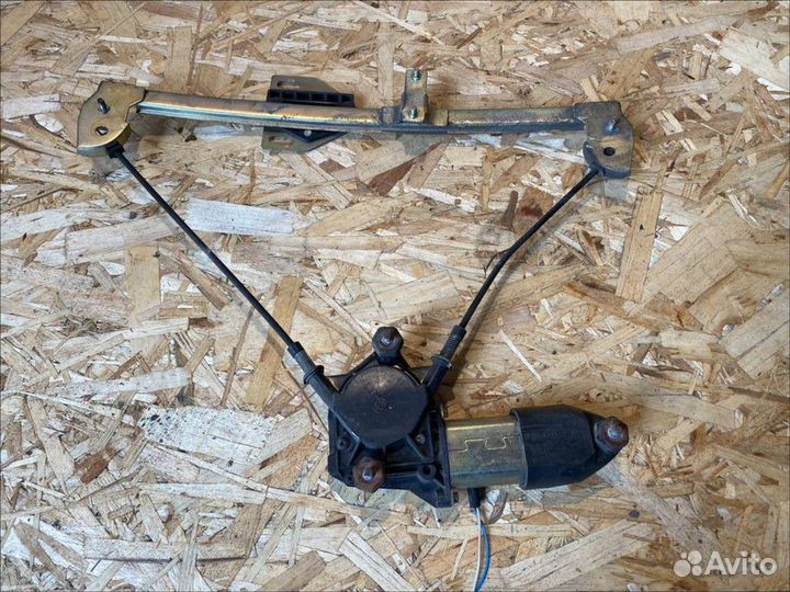 Стеклоподъемник электрический передний правый