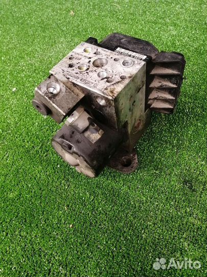 Блок ABS Mercedes w210 e220