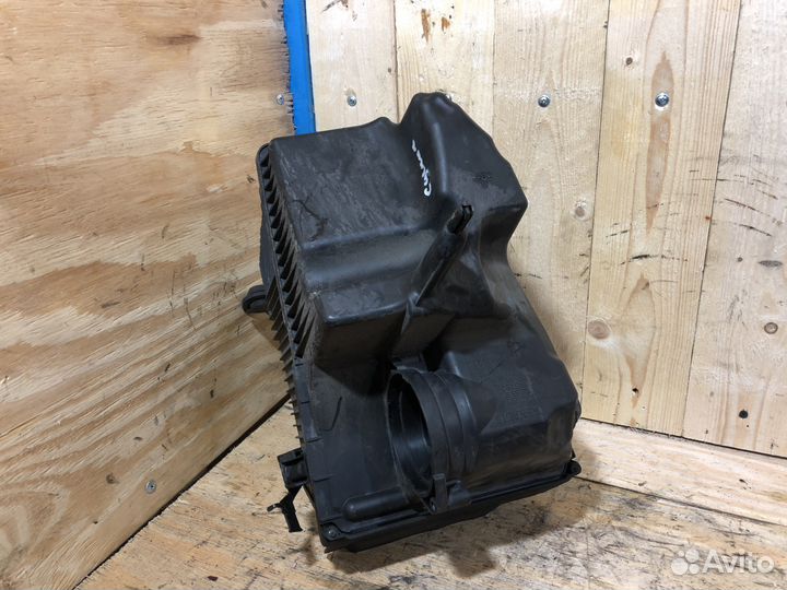 Корпус воздушного фильтра Renault Megane 2