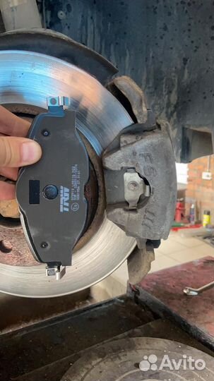 Тормозные колодки TRW GDB1956 VAG 5Q0698151AH