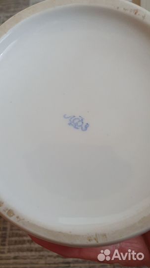 Графин фарфоровый