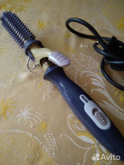 Щипцы для завивки волос 