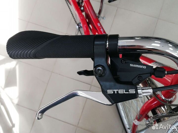 Велосипед дорожный 28 Stels Navigator 395 красный