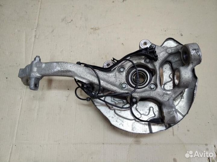 Кулак поворотный передний правый w253 GLC-class