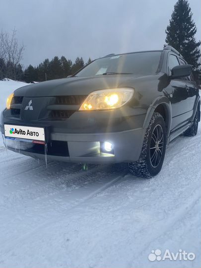 Mitsubishi Outlander 2.4 МТ, 2006, 230 000 км