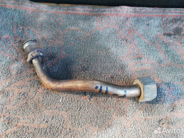 Трубка рециркуляции Ниссан Премьера Комфорт Р11