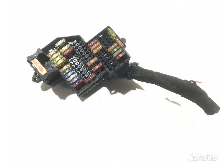 Блок предохранителей Volkswagen Touareg