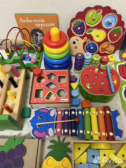 Развивающие игрушки пакетом