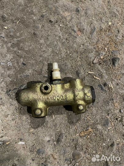 Сигнализатор тормозов газ-14 Чайка