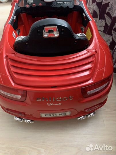 Детский электромобиль