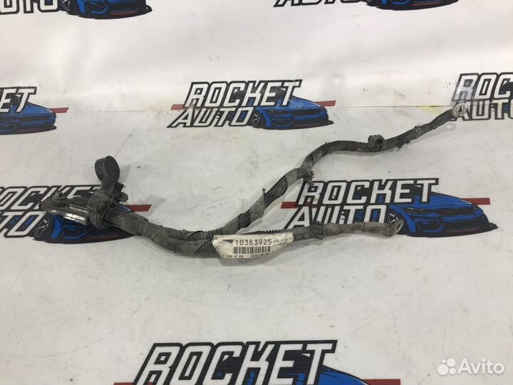 Кабель силовой Cadillac STS 10383925