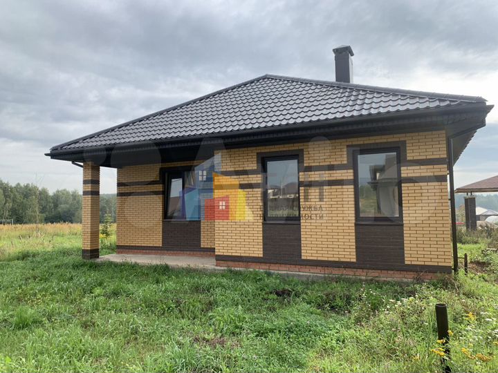 Коттедж 109 м² на участке 9 сот.