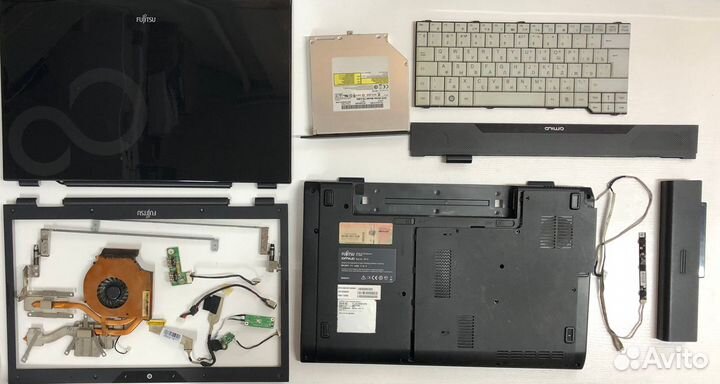 Fujitsu amilo Pi 3560 (разбор)