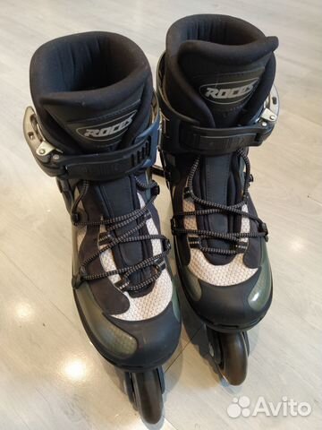 Роликовые коньки