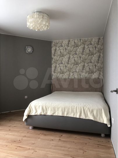3-к. квартира, 93 м², 7/17 эт.
