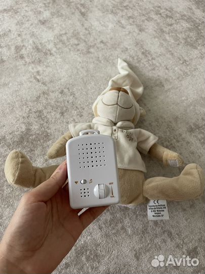 Игрушка Медвежонок с белым шумом