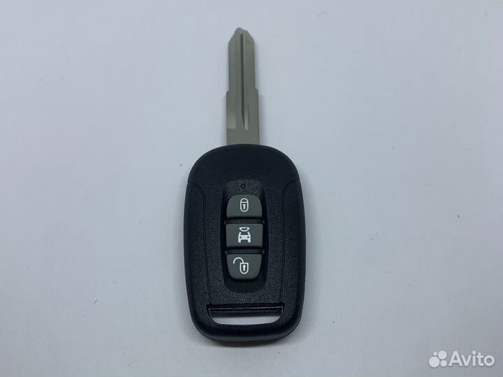 Ключ Chevrolet Captiva на три кнопки