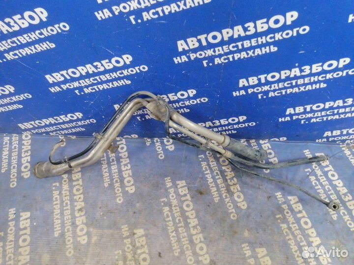 Заливная горловина бензобака Ford Focus 3 хэтчбек