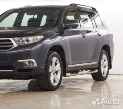 В разборе Toyota Highlander 2013