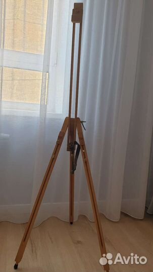 Мольберт художественный