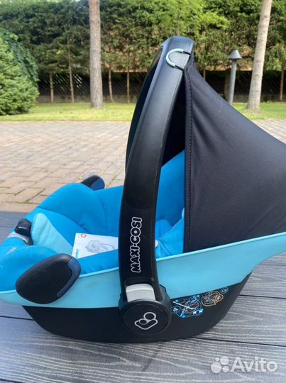 Детское кресло maxi cosi
