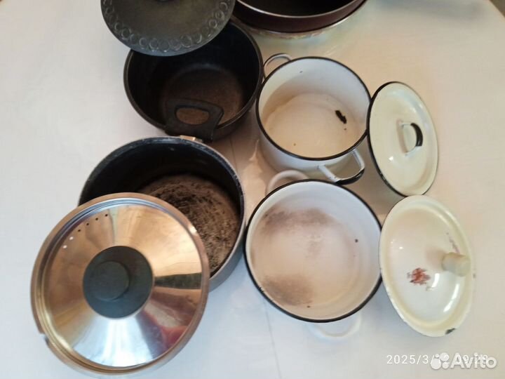 Кастрюли и сковородки бу