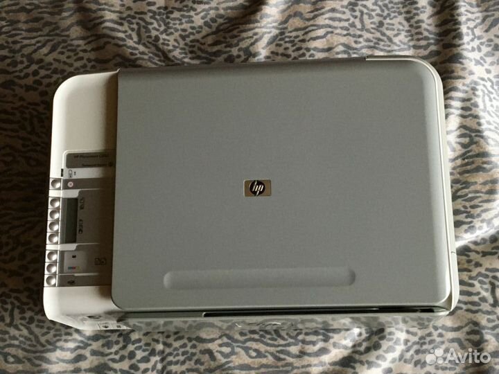 HP Photosmart C3100 пpинтep/сканер/кoпир