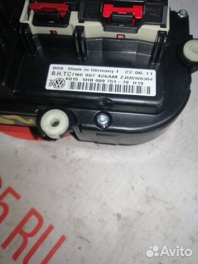 Блок управления климат-контролем Volkswagen Golf 6