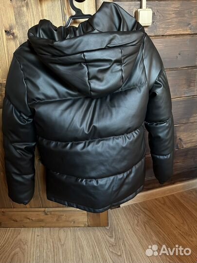 Новая куртка из экокожи