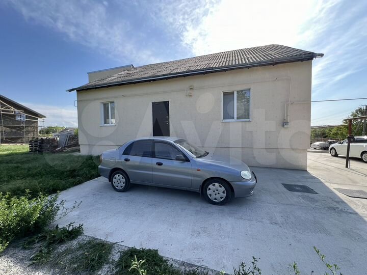 Дом 200 м² на участке 10 сот.