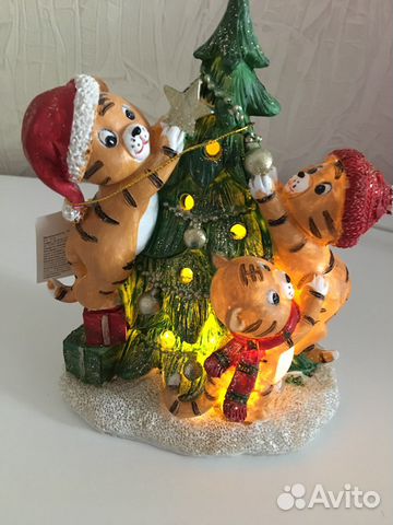 Фигурка новогодняя с подсветкой