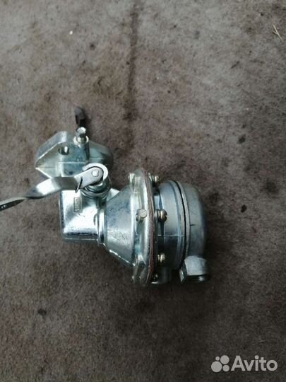 Насос топливный зил-130 пекар