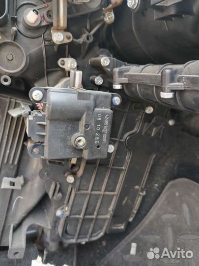 Моторчик заслонки печки Honda Civic 5D