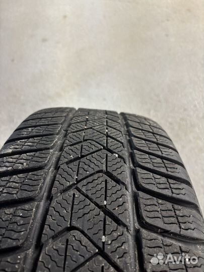 Pirelli Winter Sottozero 3 225/45 R18 95H