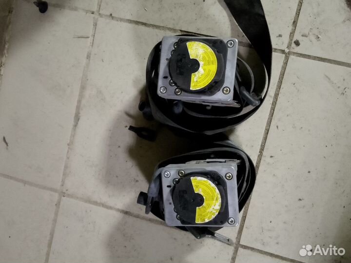 Ремень безопасности перед. лев/прав Skoda Fabia 6Y