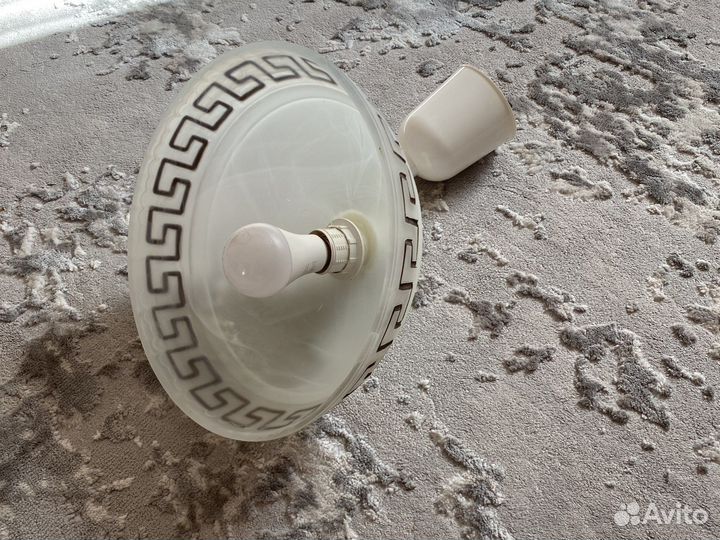 Светильник потолочный