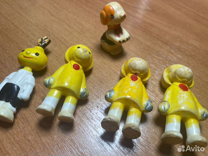 Игрушки СССР колкий пластик