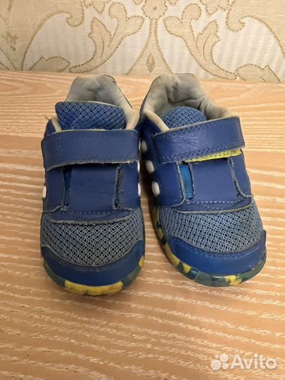 Кроссовки детские adidas