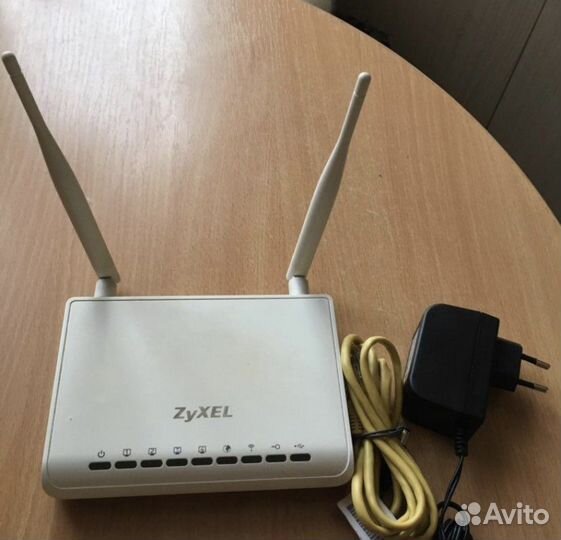 Wi-Fi роутер Zyxel keenetic