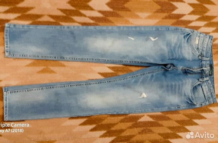 Джинсы