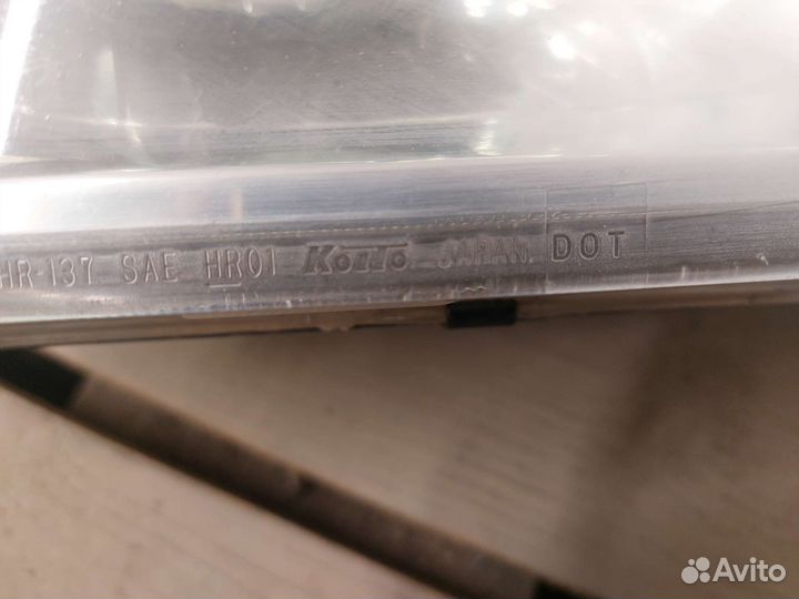 Фара правая Lexus LX 470 1998-2005