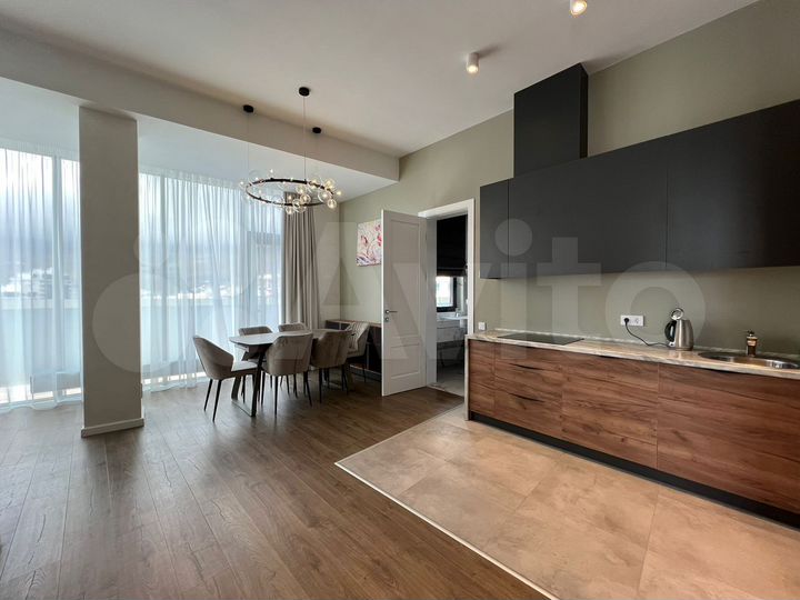 3-к. квартира, 143 м², 12/12 эт.