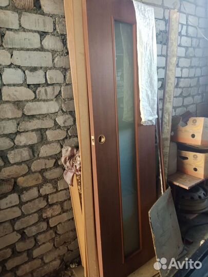Двери межкомнатные б/у