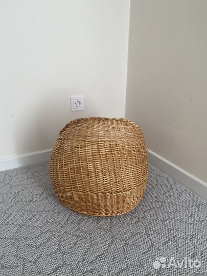 Лежанка плетеная для кошек