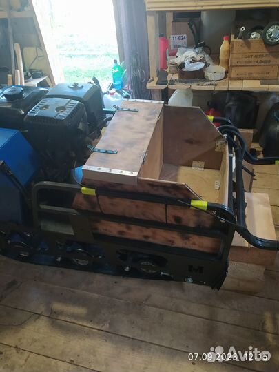 Мотобуксировщик Мужик Luxe 15 л.с. 3 А